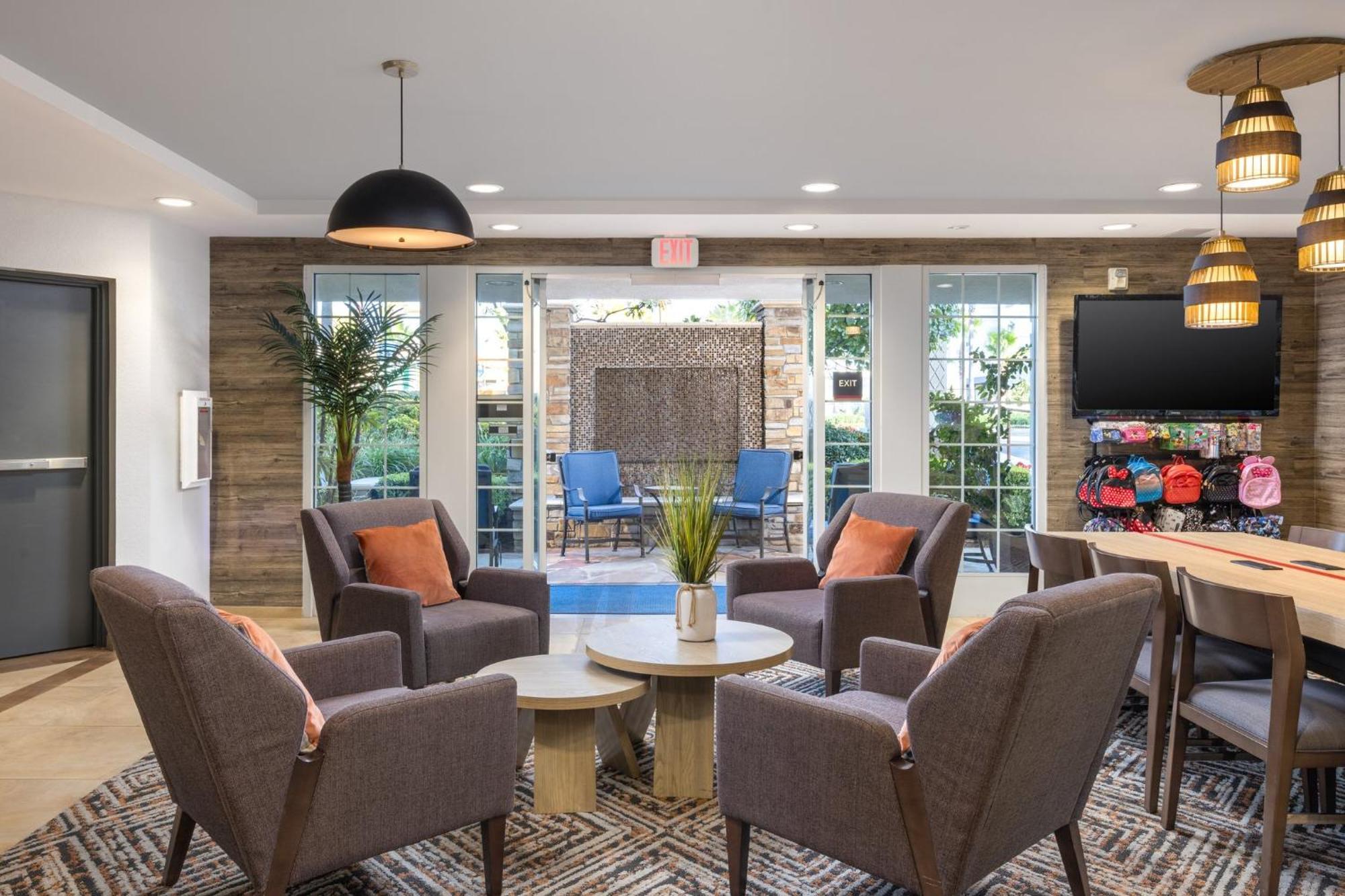 Candlewood Suites Anaheim - Resort Area By Ihg Exteriör bild