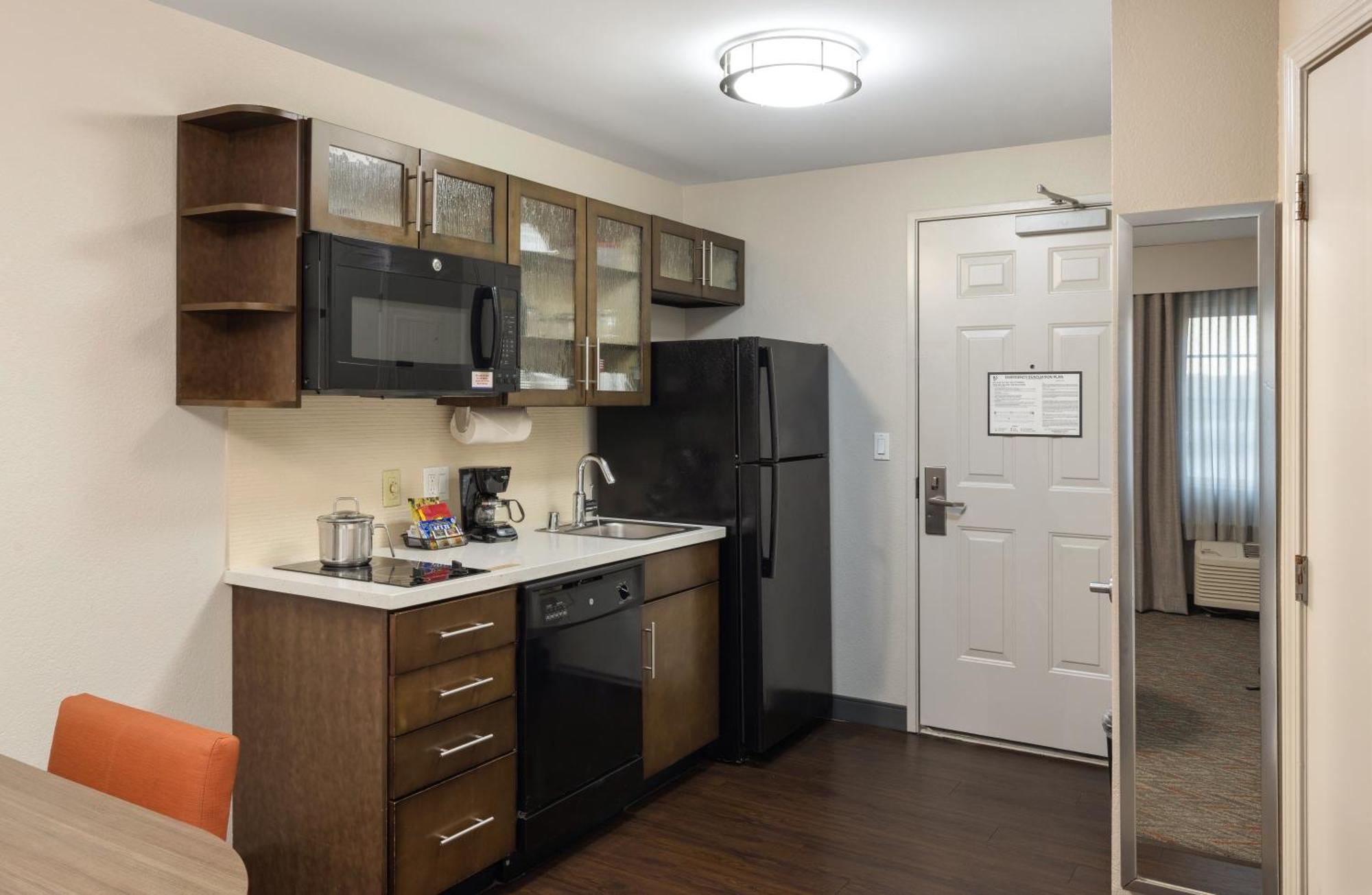 Candlewood Suites Anaheim - Resort Area By Ihg Exteriör bild