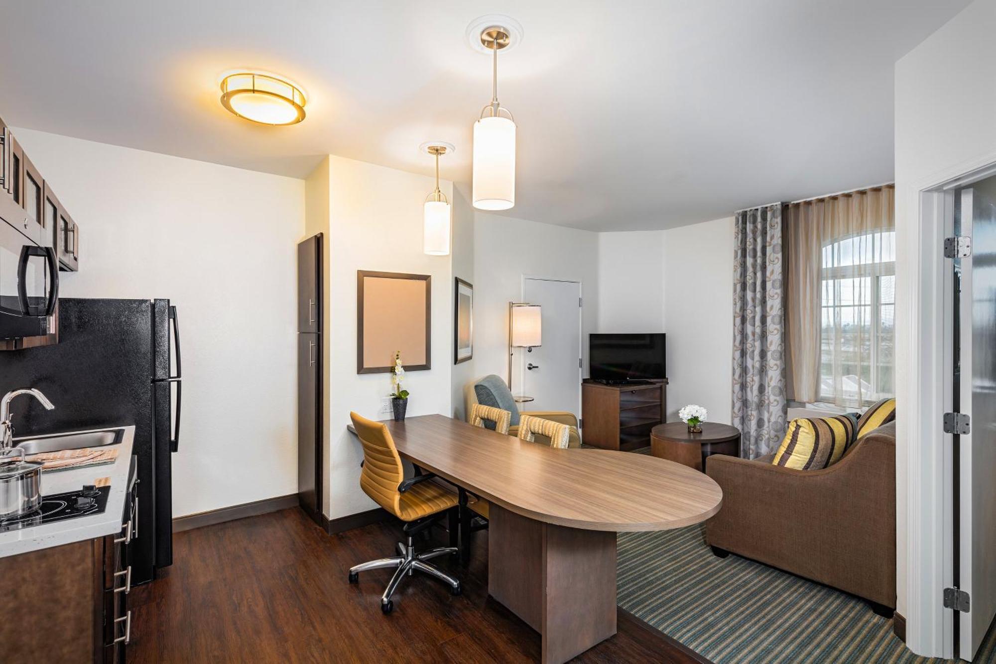 Candlewood Suites Anaheim - Resort Area By Ihg Exteriör bild